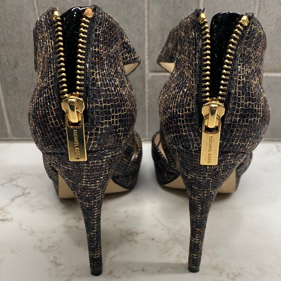 Michael Kors Leopard Textured Platform Heels Black Gold Size 7 - Picture 10 of 11